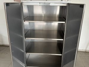 Carro de material estéril